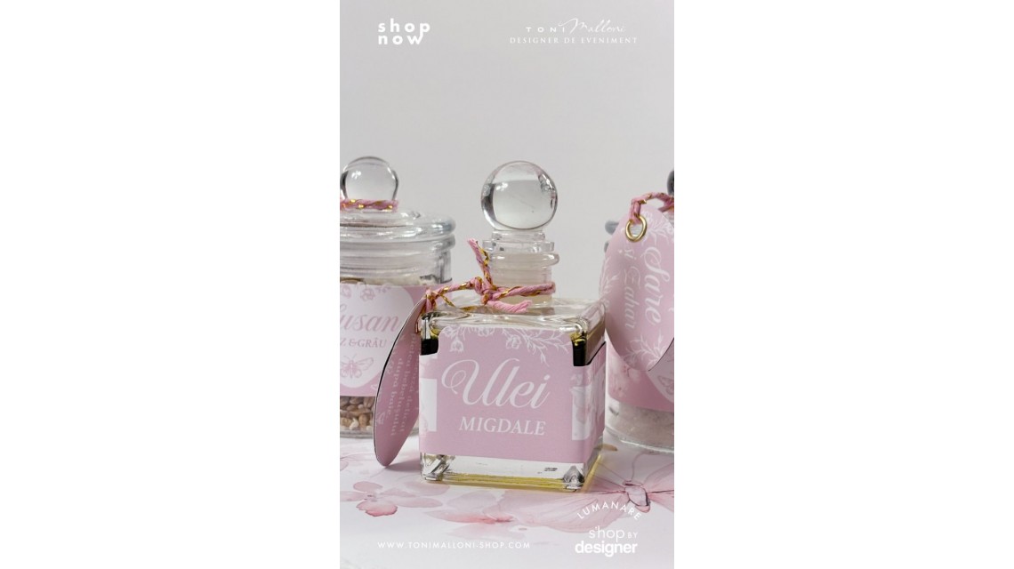 Set prima băiță cu nasii dupa botez cu fluturi roz Pink Butterfly Ritualul blând al apei pentru fetițe 4